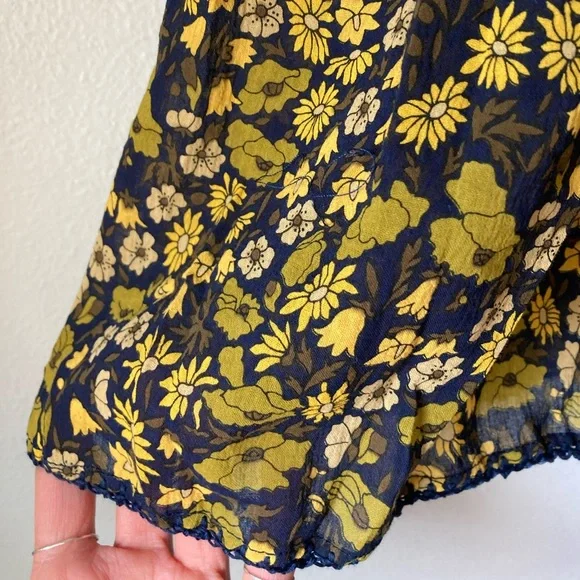 Chasing Unicorns๐ซ Izabella Duster Dress {Midnight Bloom} sz Small - Picture 13 of 15